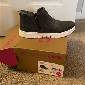 Ryka Hensley Dark Green Perforated Suede High Top Platform Sneakers